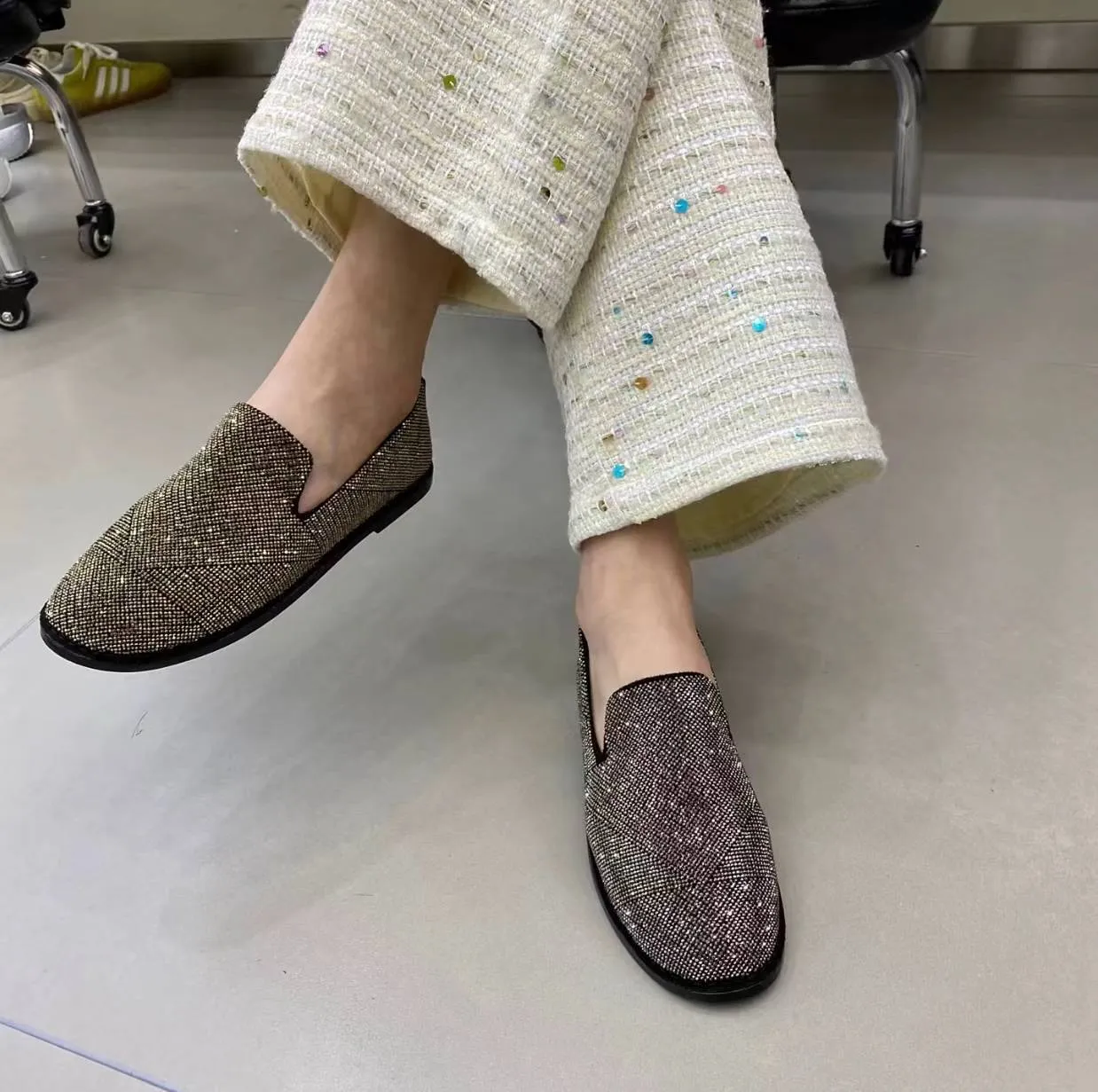 Casual rhinestone shoes
