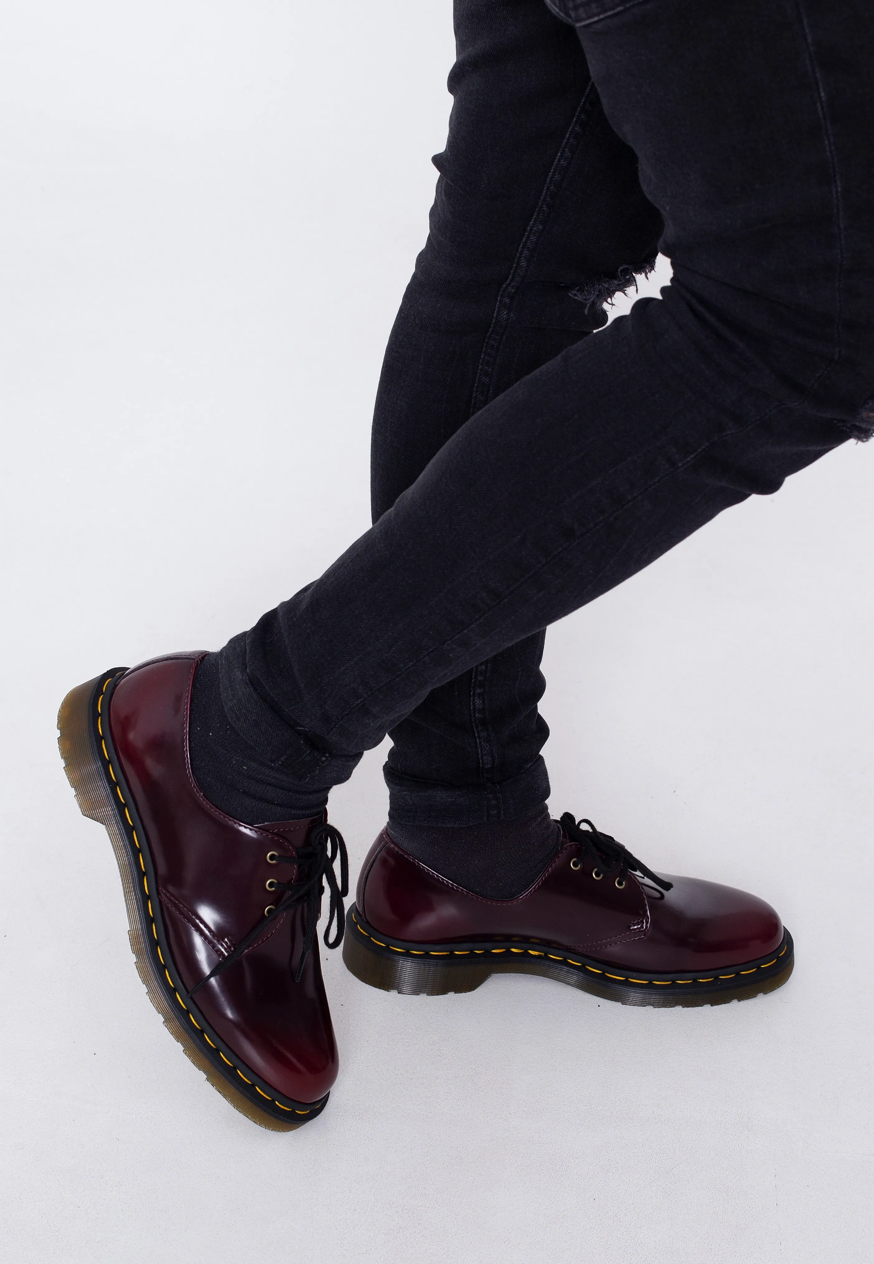 Dr. Martens - Vegan 1461 Cherry Red Oxford Rub Off - Shoes