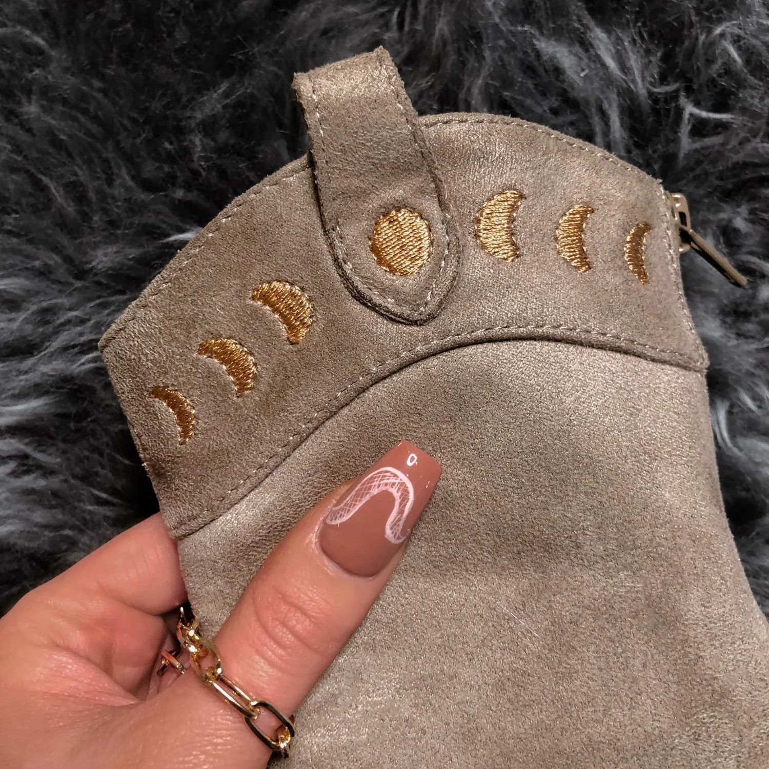 Ride 'em Boot - Dusky - 8 INCH