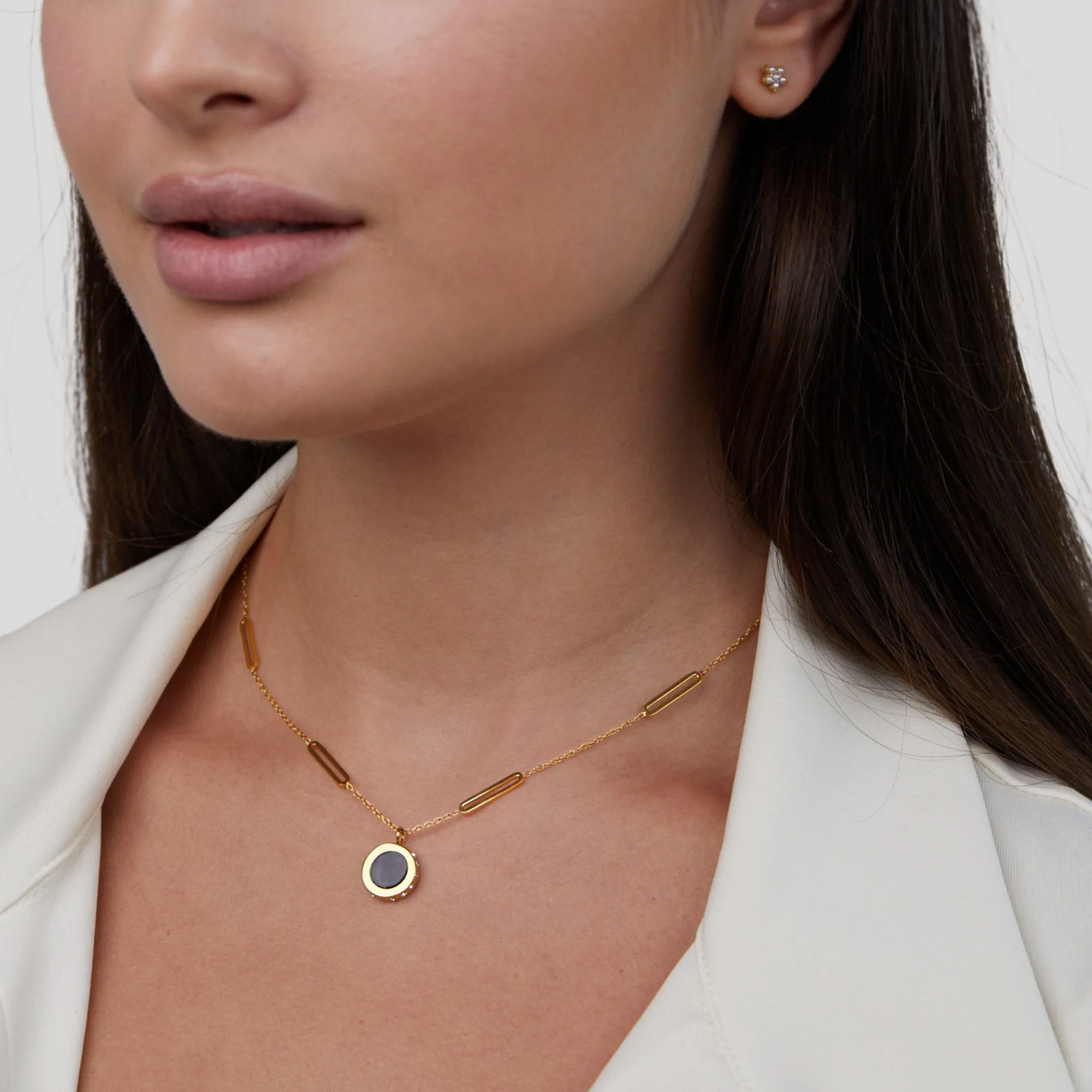 Serena Black & White Reversible Necklace